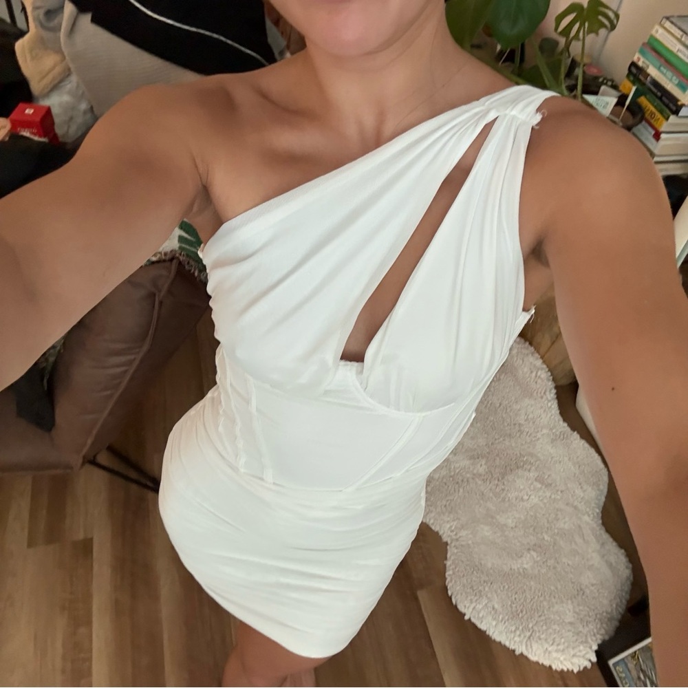 White One-Shoulder Cutout Dress
